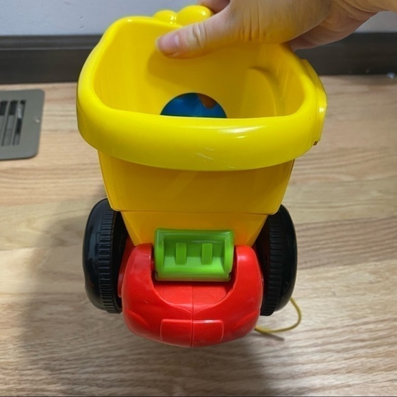 V-tech Musical Dump Truck Toy Ball Popper Drop & Dump - Picture 6 of 6